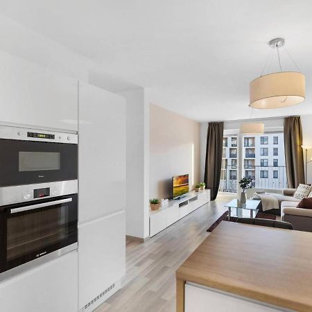 Sunflower - Modern Large Charming Apartment With Balcony براتسيلافا المظهر الخارجي الصورة